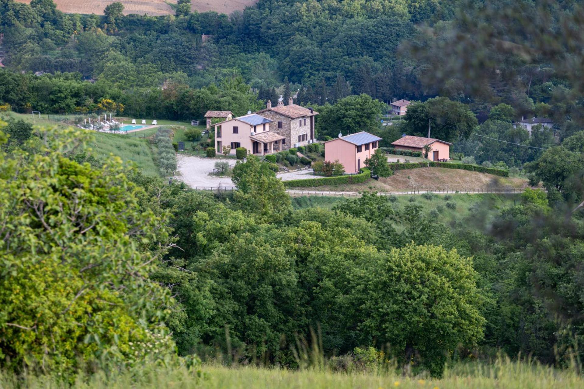 Relais Parco Del Subasio Villa Piano Delle Pieve Exteriör bild