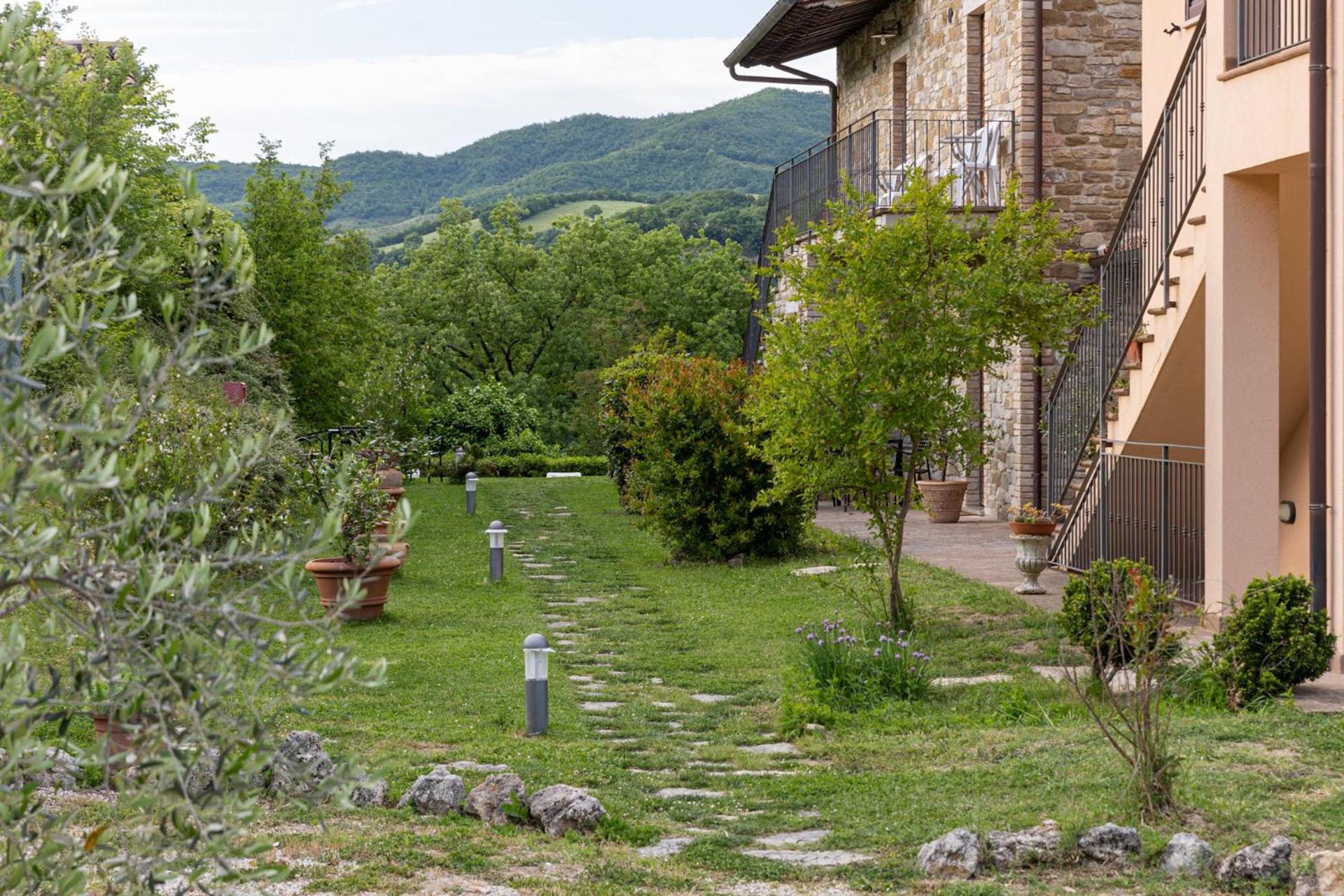 Relais Parco Del Subasio Villa Piano Delle Pieve Exteriör bild