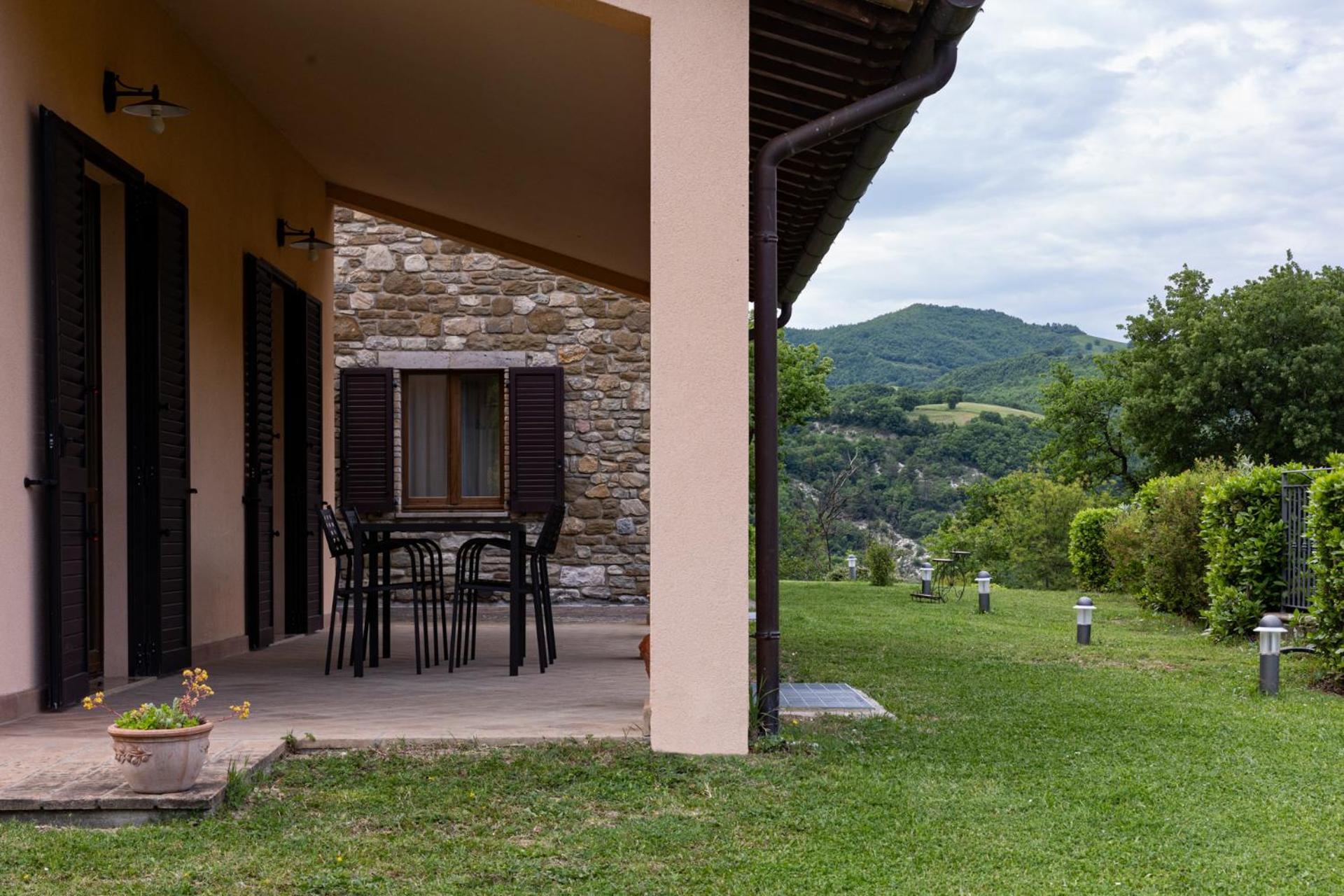 Relais Parco Del Subasio Villa Piano Delle Pieve Exteriör bild